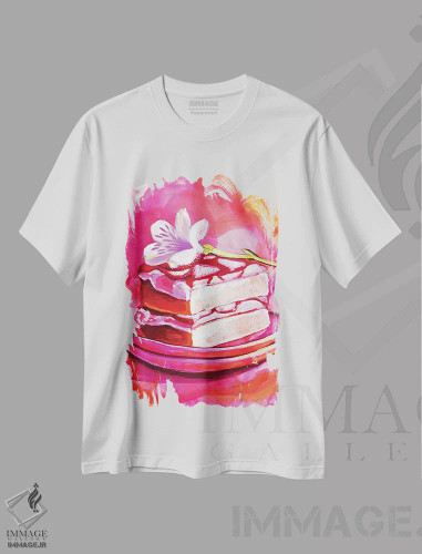 تیشرت سفید طرح دار کیک گل توت فرنگی، مدیوم اثر لورِل گرینفیلد | فروشگاه ایماژ