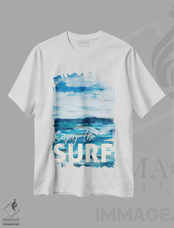 تیشرت سفید طرح دار از موج سواری لذت ببر، دکور ساحلی اثر ال. هیویت | immage.ir