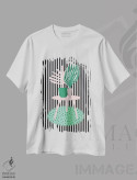 تیشرت سفید طرح دار دکوراسیون راه راه، تزئینی اثر لیندا گوبتا | immage.ir