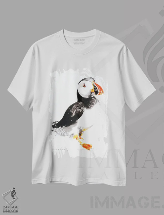 تیشرت سفید طرح دار پافین ۲، دکور معاصر اثر سو بنگ لیم | immage.ir