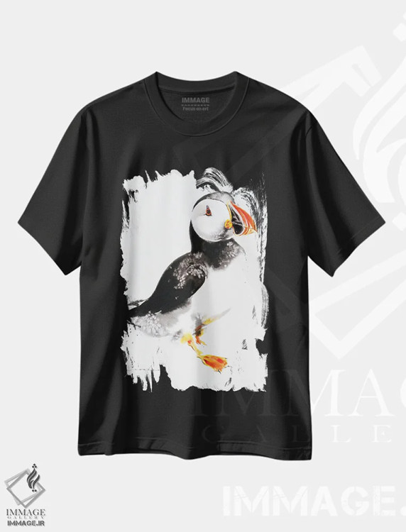 تیشرت مشکی طرح دار پافین ۲، دکور معاصر اثر سو بنگ لیم | فروشگاه ایماژ