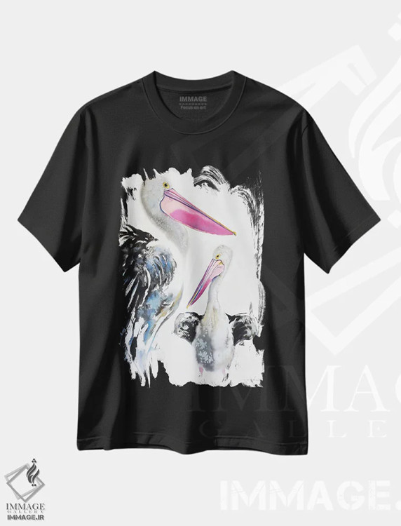 تیشرت مشکی طرح دار پلیکان باوقار، دکور ساحلی اثر سو بنگ لیم | immage.ir