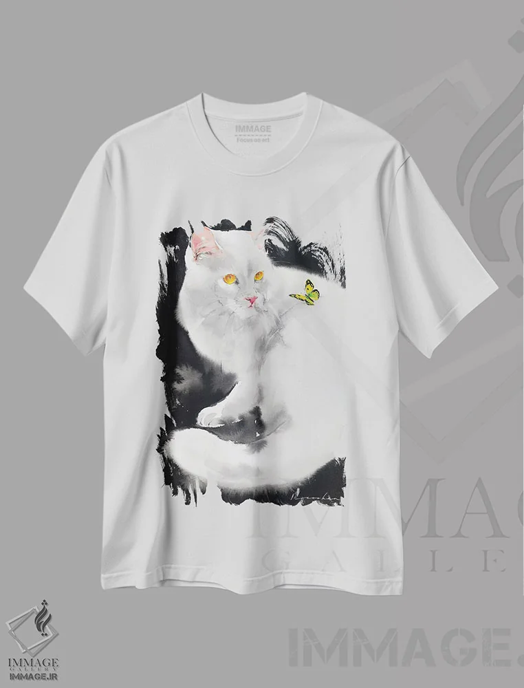 تیشرت سفید طرح دار لحظه پروازآمیز، مدیوم اثر سو بنگ لیم | immage.ir