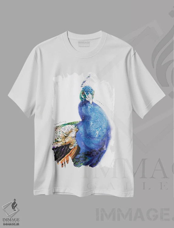 تیشرت سفید طرح دار پرنده باشکوه، دکور آسیایی اثر سو بنگ لیم | immage.ir