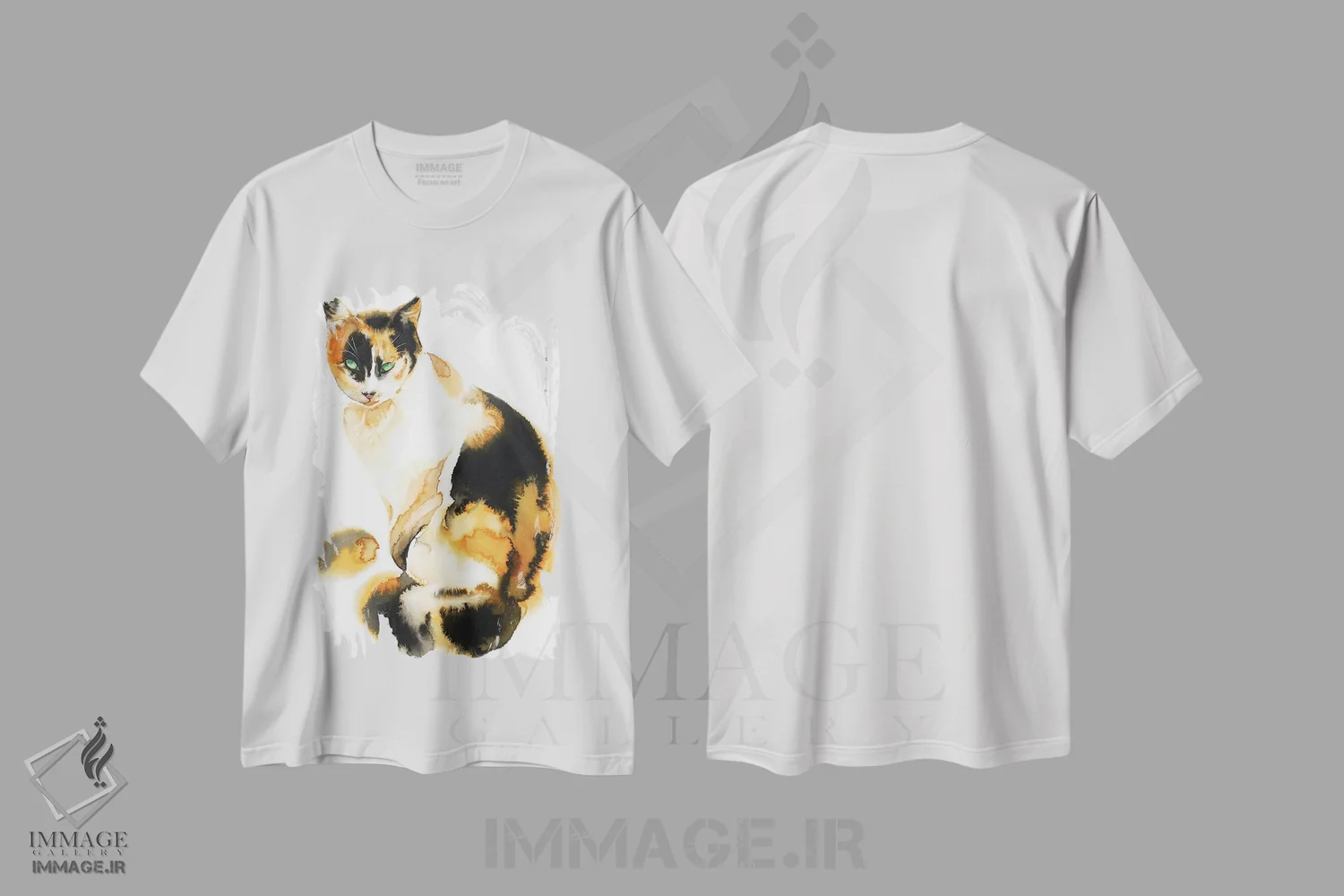 تیشرت سفید طرح دار گربه منتظر است، دکور معاصر اثر سو بنگ لیم | immage.ir