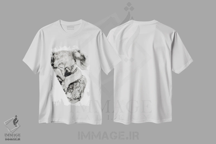 تیشرت سفید طرح دار چشمک کوآلا، هنر فاخر معاصر اثر سو بنگ لیم | immage.ir