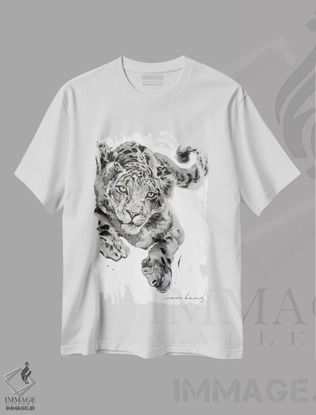تیشرت سفید طرح دار خال پلنگ، دکور معاصر اثر سو بنگ لیم | فروشگاه ایماژ