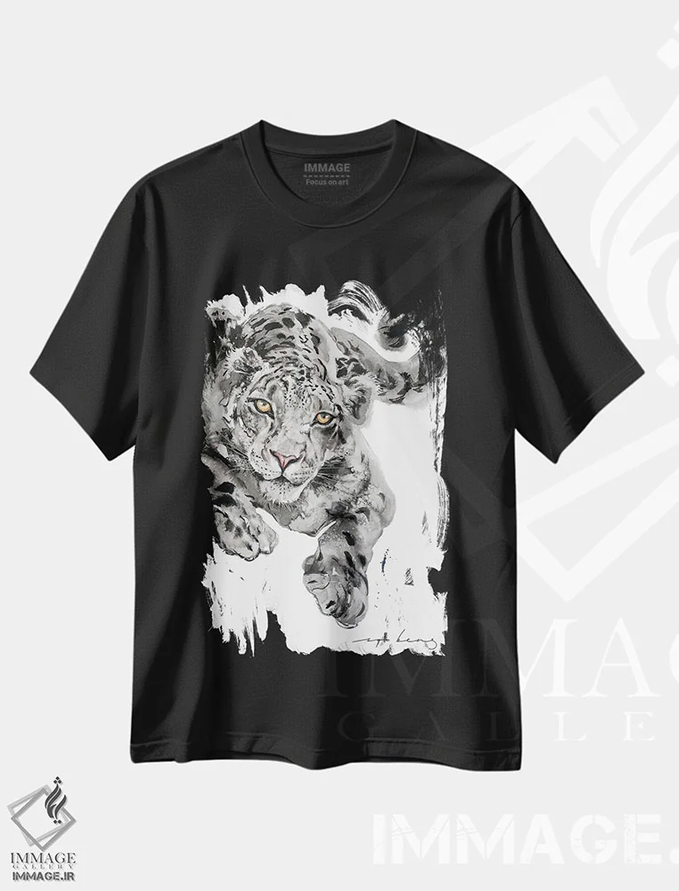 تیشرت مشکی طرح دار خال پلنگ، دکور معاصر اثر سو بنگ لیم | immage.ir
