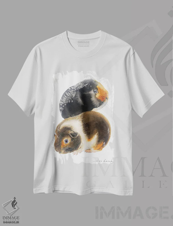 تیشرت سفید طرح دار خوکچه های کوچولو، دکور معاصر اثر سو بنگ لیم | فروشگاه ایماژ