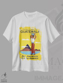 تیشرت سفید طرح دار پرواز با کلیپر به گواتمالا با پان آمریکن، تایپوگرافی اثر هنرمند ناشناس | immage.ir