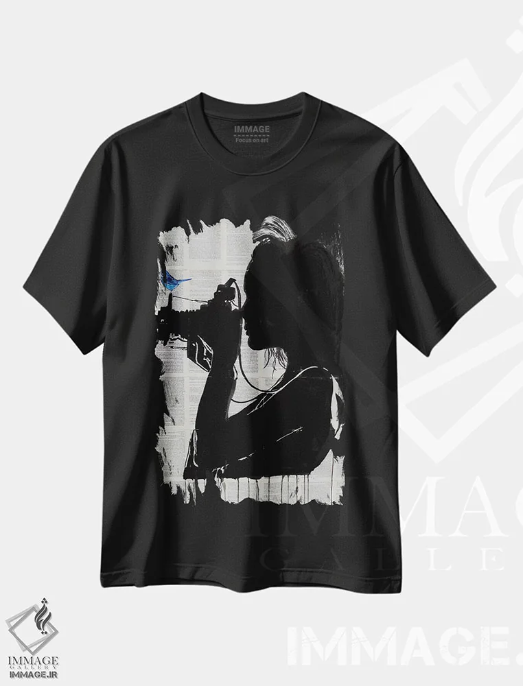 تیشرت مشکی طرح دار عکاس قدیمی، هنر فاخر معاصر اثر لوی جوور | immage.ir