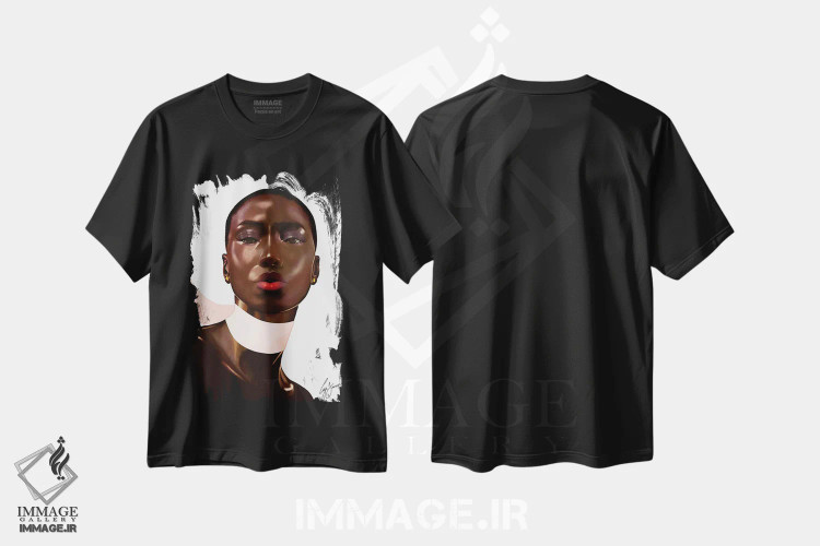 تیشرت مشکی طرح دار عشق او در لیبریا جای دارد، هنر آمریکایی آفریقایی تبار اثر لاژی سَنوسی | immage.ir