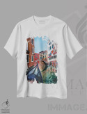 تیشرت سفید طرح دار کانال ونیز IV، هنر فاخر معاصر اثر لیام کوموات | فروشگاه ایماژ