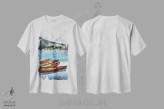 تیشرت سفید طرح دار دریاچه لوییس II، دکور کلبه و لژ اثر لیام کوموات | فروشگاه ایماژ