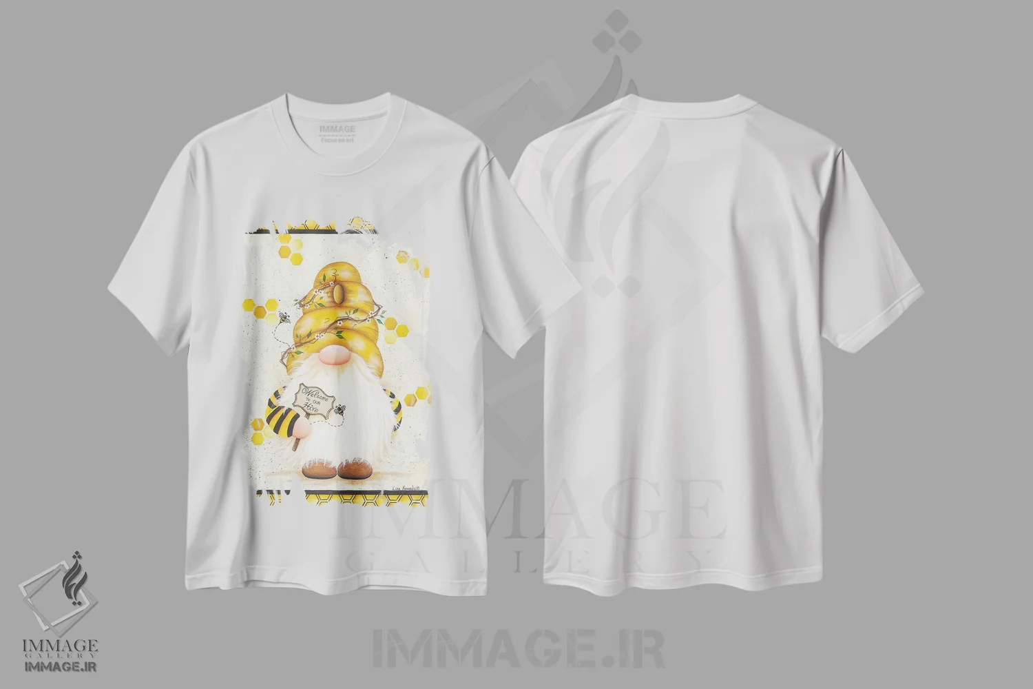 تیشرت سفید طرح دار به کندوی ما خوش آمدید، دکور روستایی اثر لیزا کندی | immage.ir