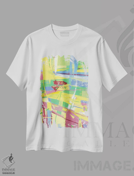 تیشرت سفید طرح دار شنبه اثر نِلی لوکاشیک | immage.ir