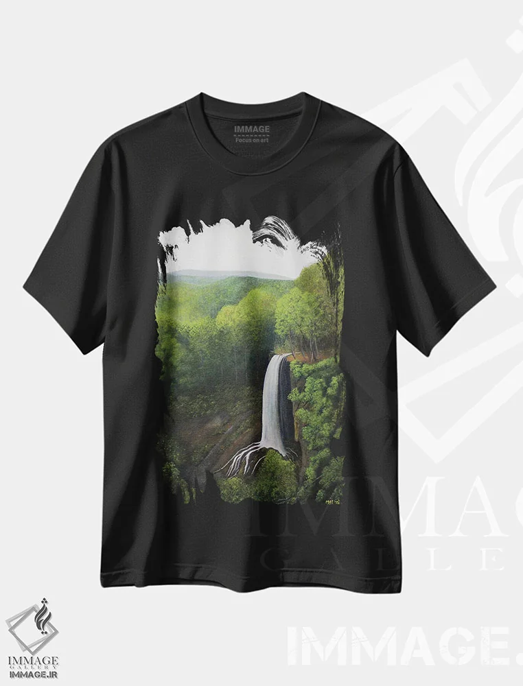 تیشرت مشکی طرح دار چشمه های جاری، دکور روستایی اثر شریل میلر لَکی | immage.ir