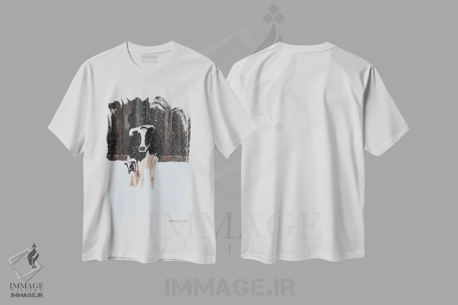 تیشرت سفید طرح دار گاو و گوساله در برف، دکور روستایی اثر شریل میلر لَکی | immage.ir