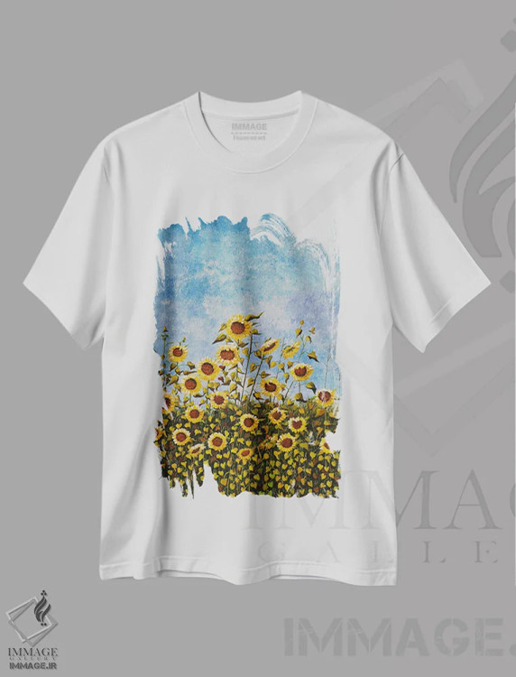 تیشرت سفید طرح دار مزرعه آفتابگردان، دکور روستایی اثر شریل میلر لَکی | فروشگاه ایماژ