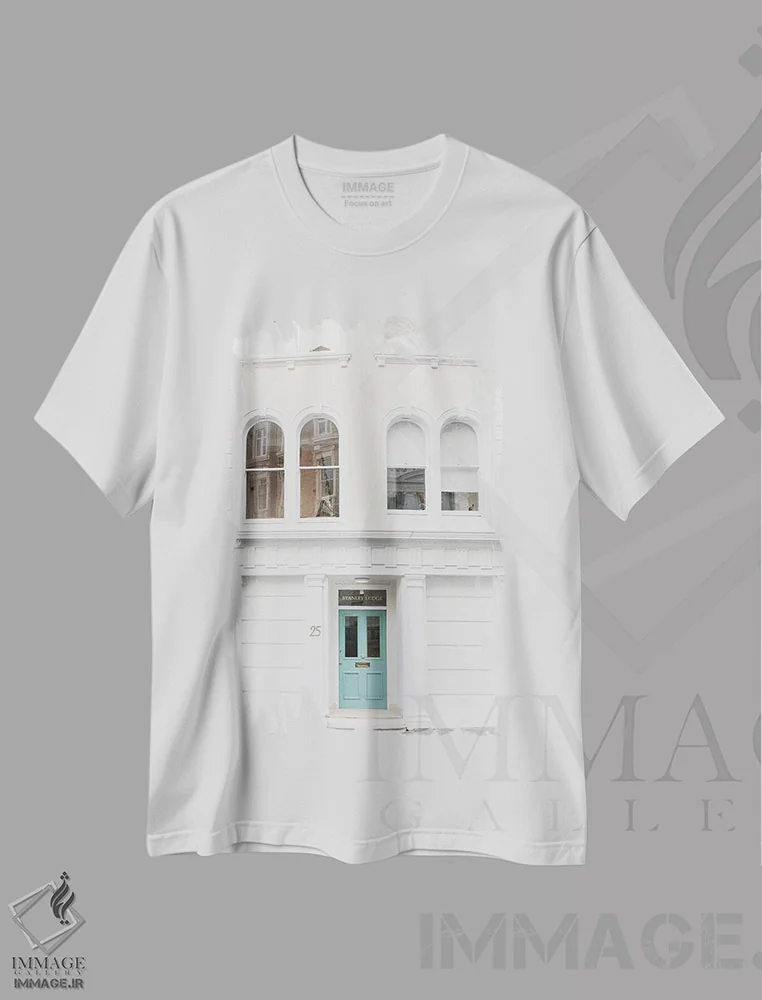 تیشرت سفید طرح دار London, England,در آبی شماره ۱، لندن، انگلستان، مدیوم اثر لاولی لیتل هوم کو | immage.ir