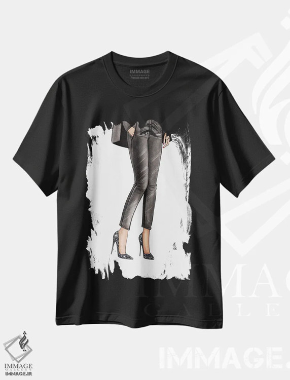تیشرت مشکی طرح دار شلوار جین مشکی، مدیوم اثر لالانا آرتس | immage.ir