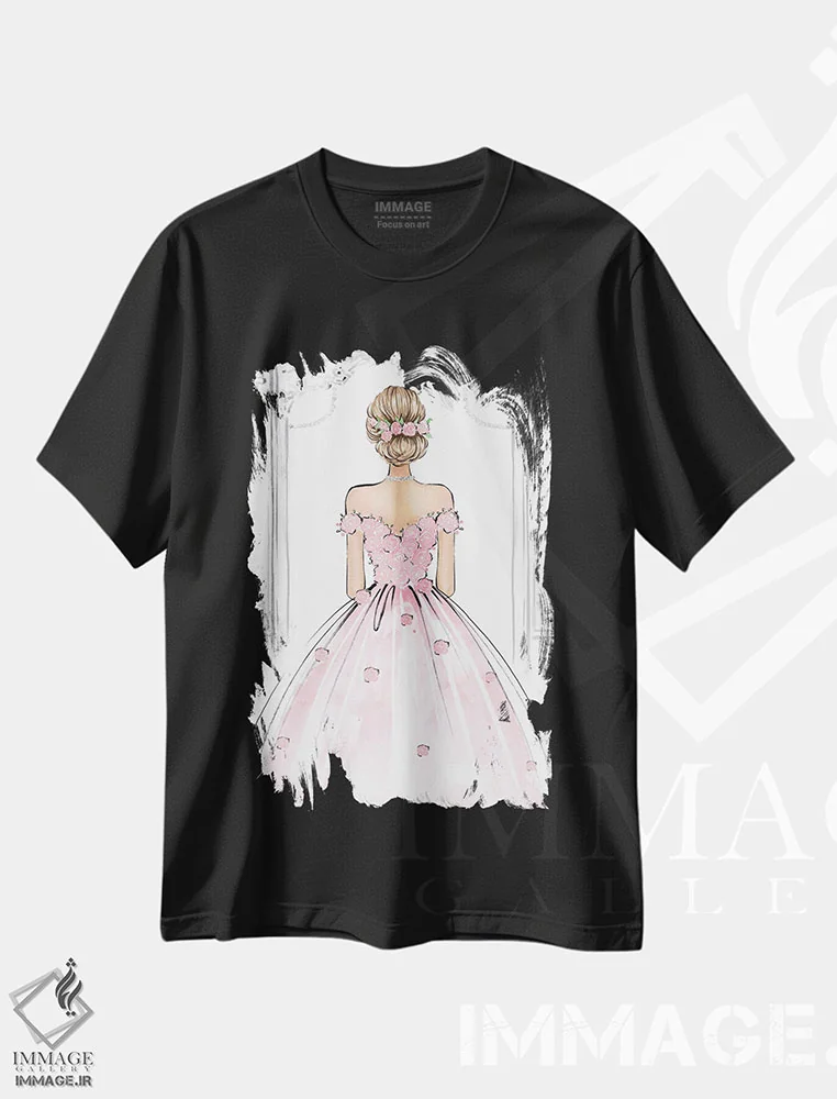 تیشرت مشکی طرح دار پیراهن رز؛ دختر بلوند، مدیوم اثر لالانا آرتس | فروشگاه ایماژ