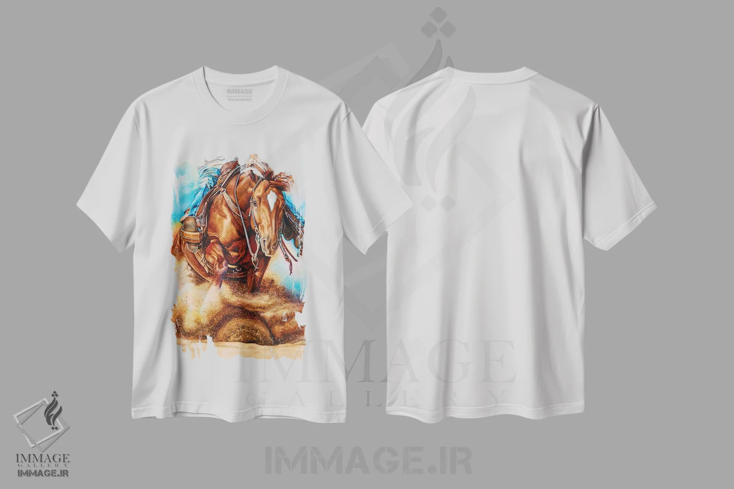 تیشرت سفید طرح دار روی پول، تزئینی اثر لیزا لوپاک | immage.ir