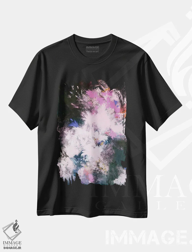 تیشرت مشکی طرح دار شکوفه های میان ستاره ای، آبستره اثر لورا مِی دوریس | immage.ir