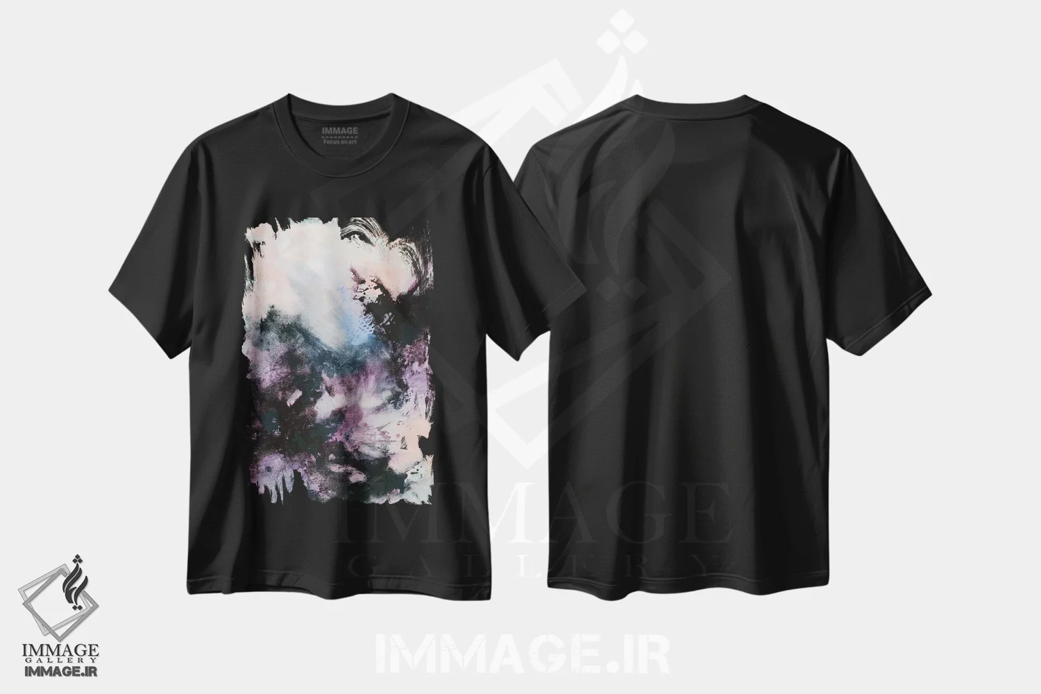 تیشرت مشکی طرح دار آسمان بنفش اثر لورا مِی دوریس | immage.ir
