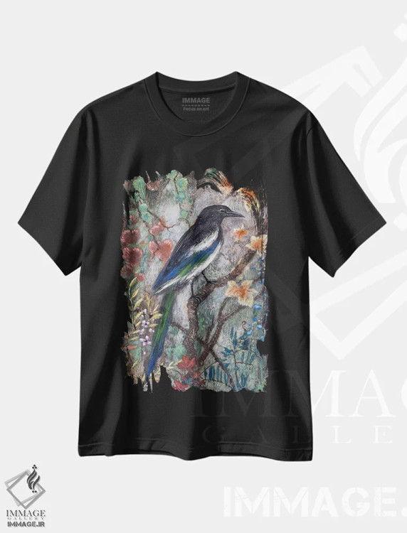تیشرت مشکی طرح دار کلاغ زاغی، تزئینی اثر لیزا مری کیندلی | immage.ir