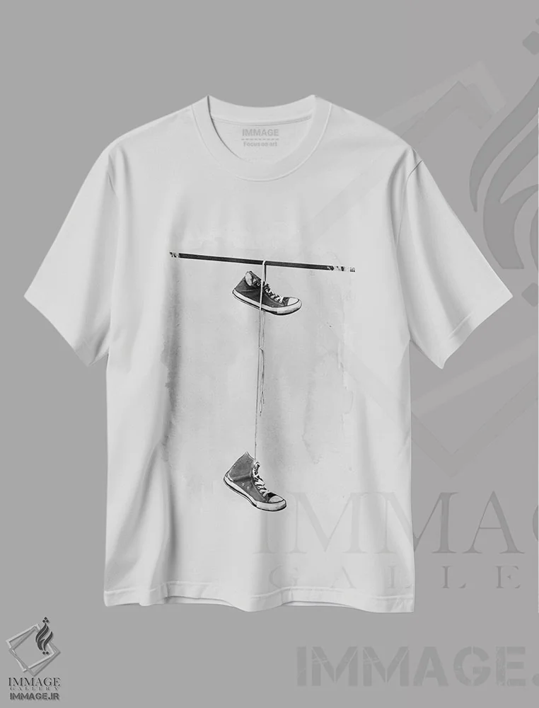 تیشرت سفید طرح دار آویخته، تزئینی اثر لیمُو | فروشگاه ایماژ
