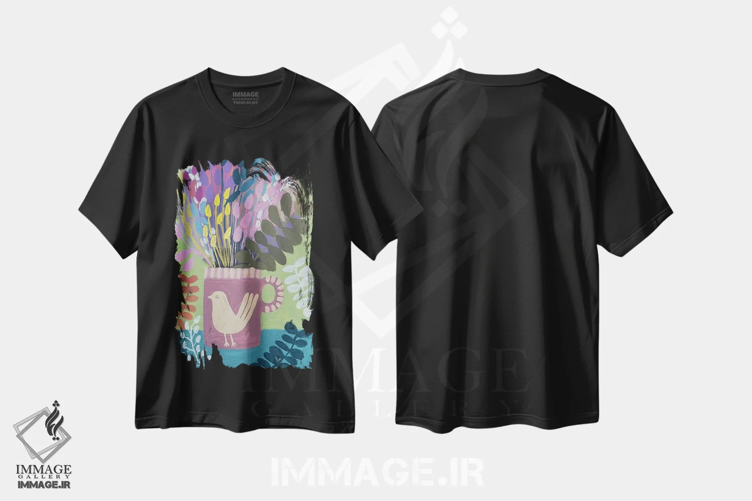 تیشرت مشکی طرح دار فنجان صورتی با گل ها، دکور بوهمی اثر لنکا اشتسنا | فروشگاه ایماژ