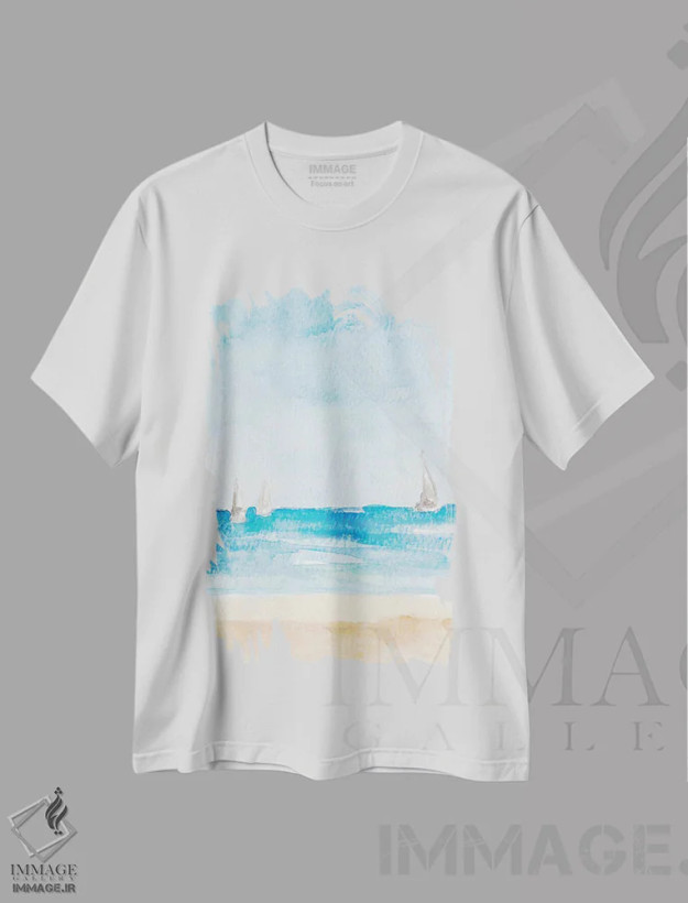 تیشرت سفید طرح دار "روز بادی در ساحل"، دکور ساحلی اثر لِینی لورث | فروشگاه ایماژ