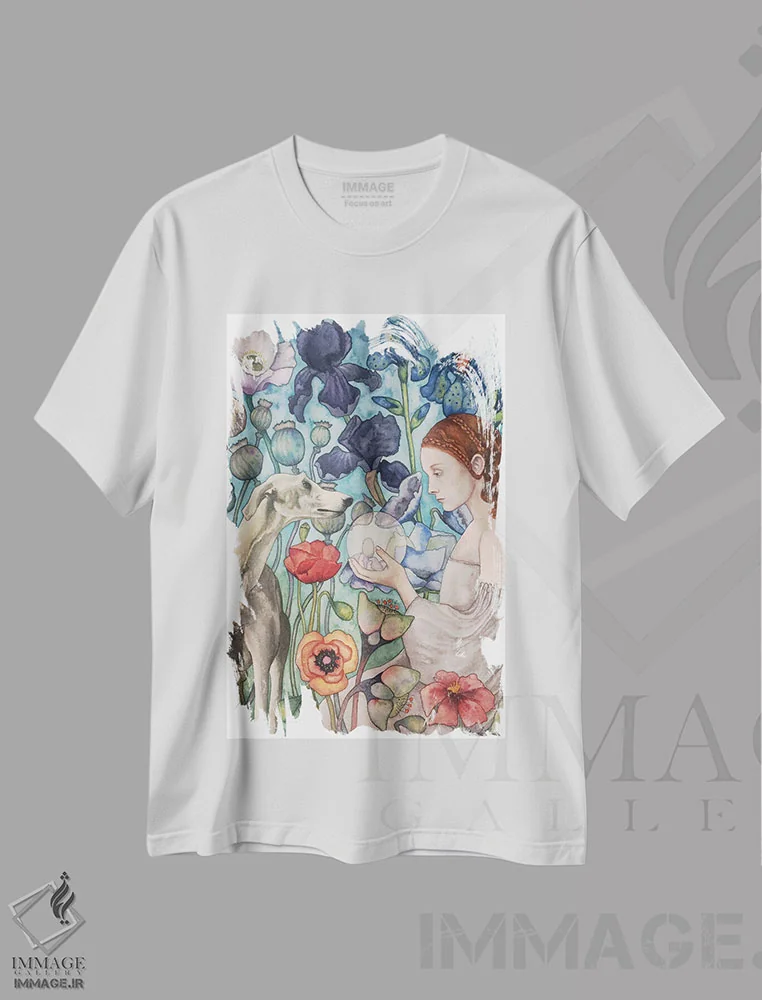 تیشرت سفید طرح دار "زنبق قرمز"، هنر فاخر معاصر اثر لیزا لنون | immage.ir