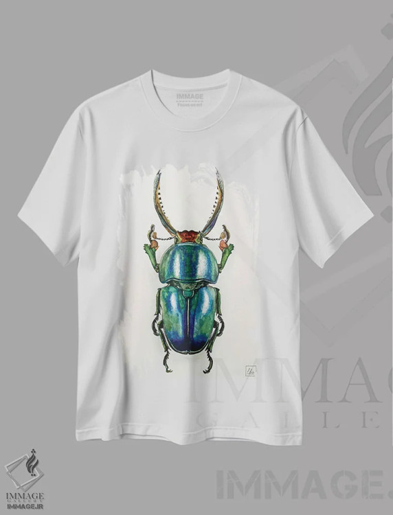 تیشرت سفید طرح دار "حشره آبی"، هنر فاخر معاصر اثر لیزا لنون | immage.ir