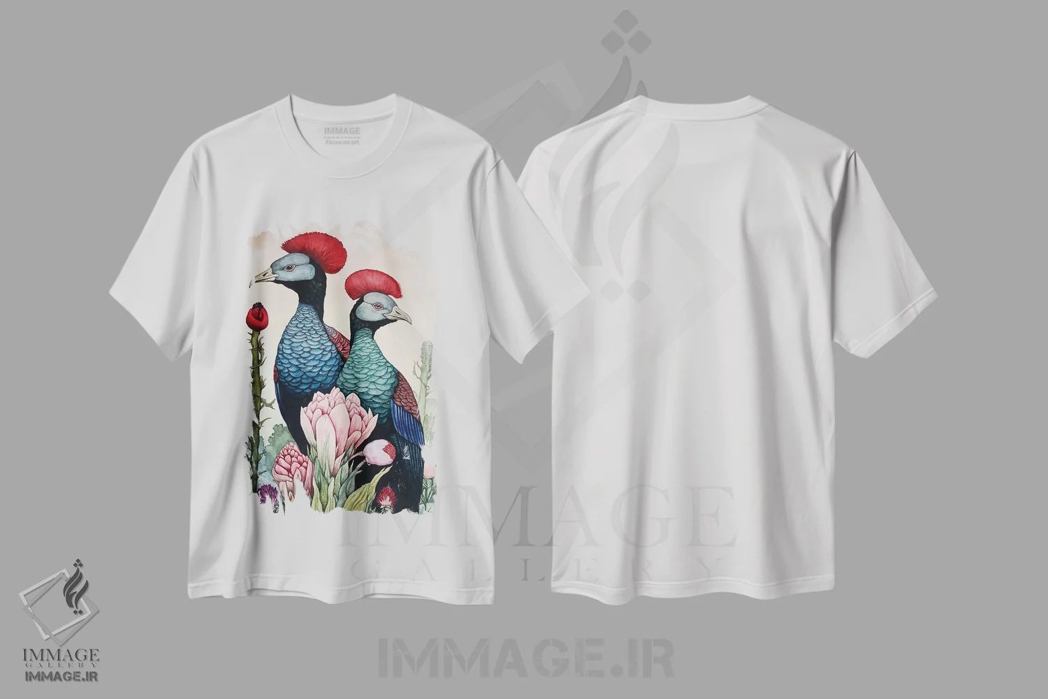 تیشرت سفید طرح دار "پرندگان تاج دار قرمز"، دکور معاصر اثر لیزا لنون | فروشگاه ایماژ