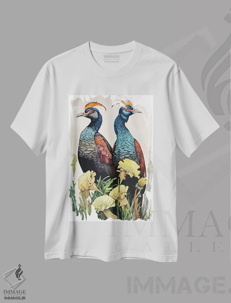 تیشرت سفید طرح دار "پرندگان تاج دار قرمز و آبی"، دکور معاصر اثر لیزا لنون | immage.ir