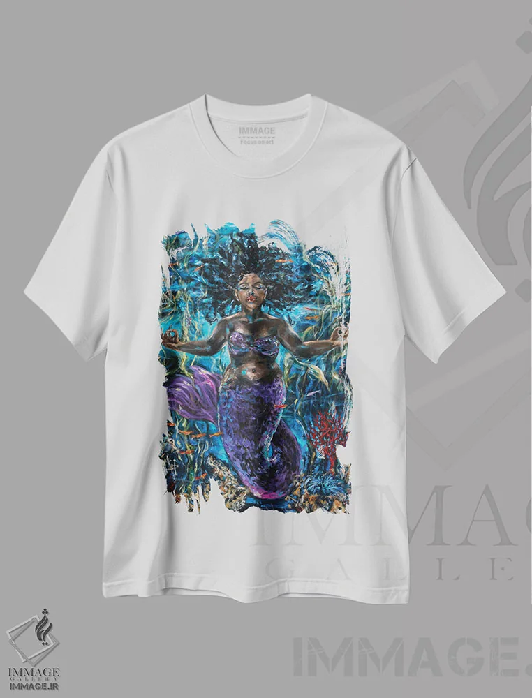 تیشرت سفید طرح دار "مدیتیشن"، هنر آمریکایی آفریقایی تبار اثر لیندا اولسن | فروشگاه ایماژ