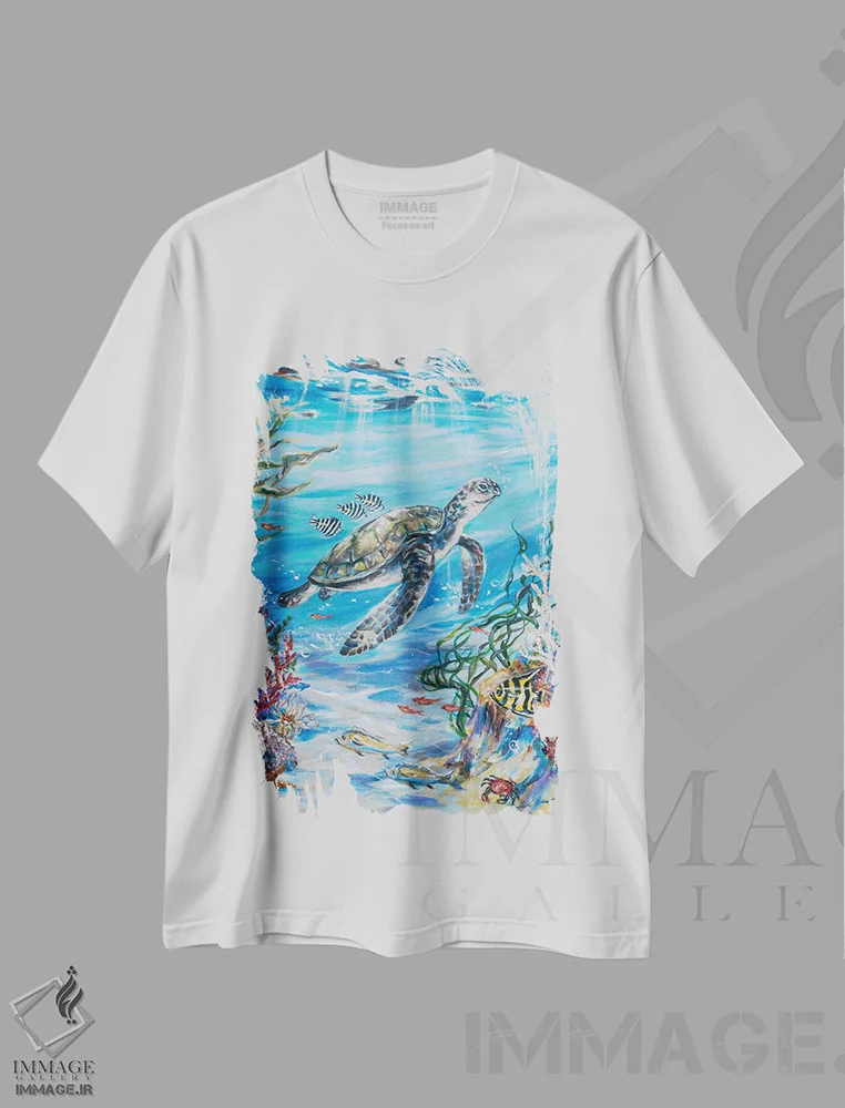تیشرت سفید طرح دار "مسافران رایگان"، دکور ساحلی اثر لیندا اولسن | immage.ir