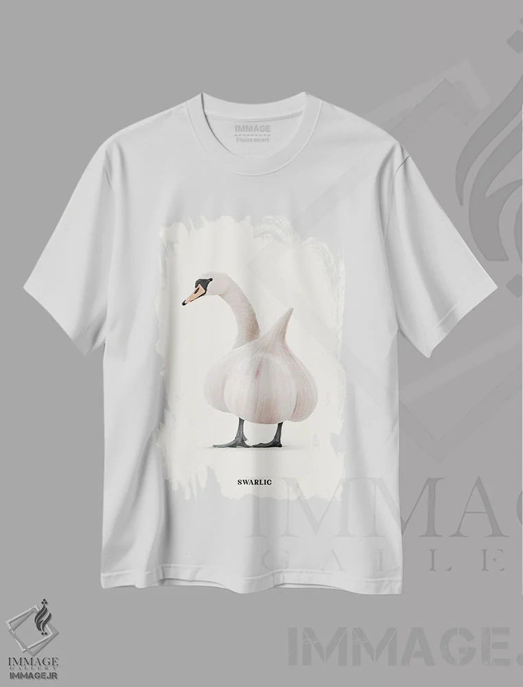 تیشرت سفید طرح دار "سوارلیک"، هنر دیجیتال اثر یوناس لوس | immage.ir