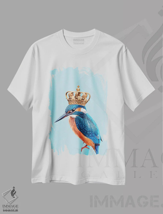 تیشرت سفید طرح دار "پتروس"، عکاسی ترکیبی اثر یوناس لوس | immage.ir