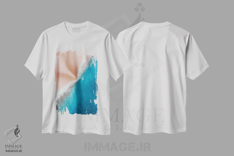 تیشرت سفید طرح دار "ساحل پستان مرغی"، عکاسی ترکیبی اثر یوناس لوس | فروشگاه ایماژ