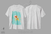 تیشرت سفید طرح دار – تیشرت پاپ آرت ,"ماهی گلی سوشی" اثر یوناس لوس immage.ir