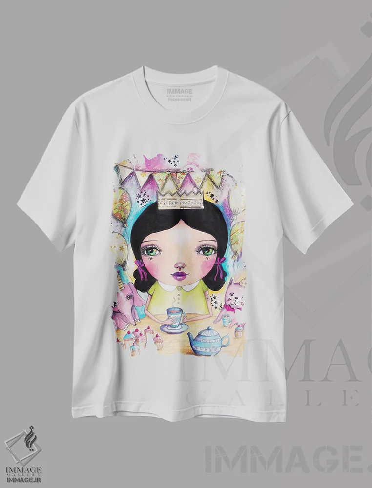 تیشرت سفید طرح دار – تیشرت فانتزی ,زمان جشن اثر تامارا لاپورت immage.ir