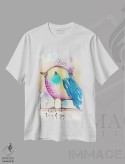 تیشرت سفید طرح دار – تیشرت انگیزشی ,پرنده آوازخوان اثر تامارا لاپورت فروشگاه ایماژ