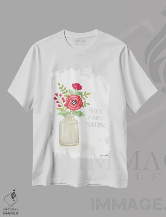 تیشرت سفید طرح دار – تیشرت الهام بخش ,شکوفه های قرمز اثر آنی لاپوینت فروشگاه ایماژ