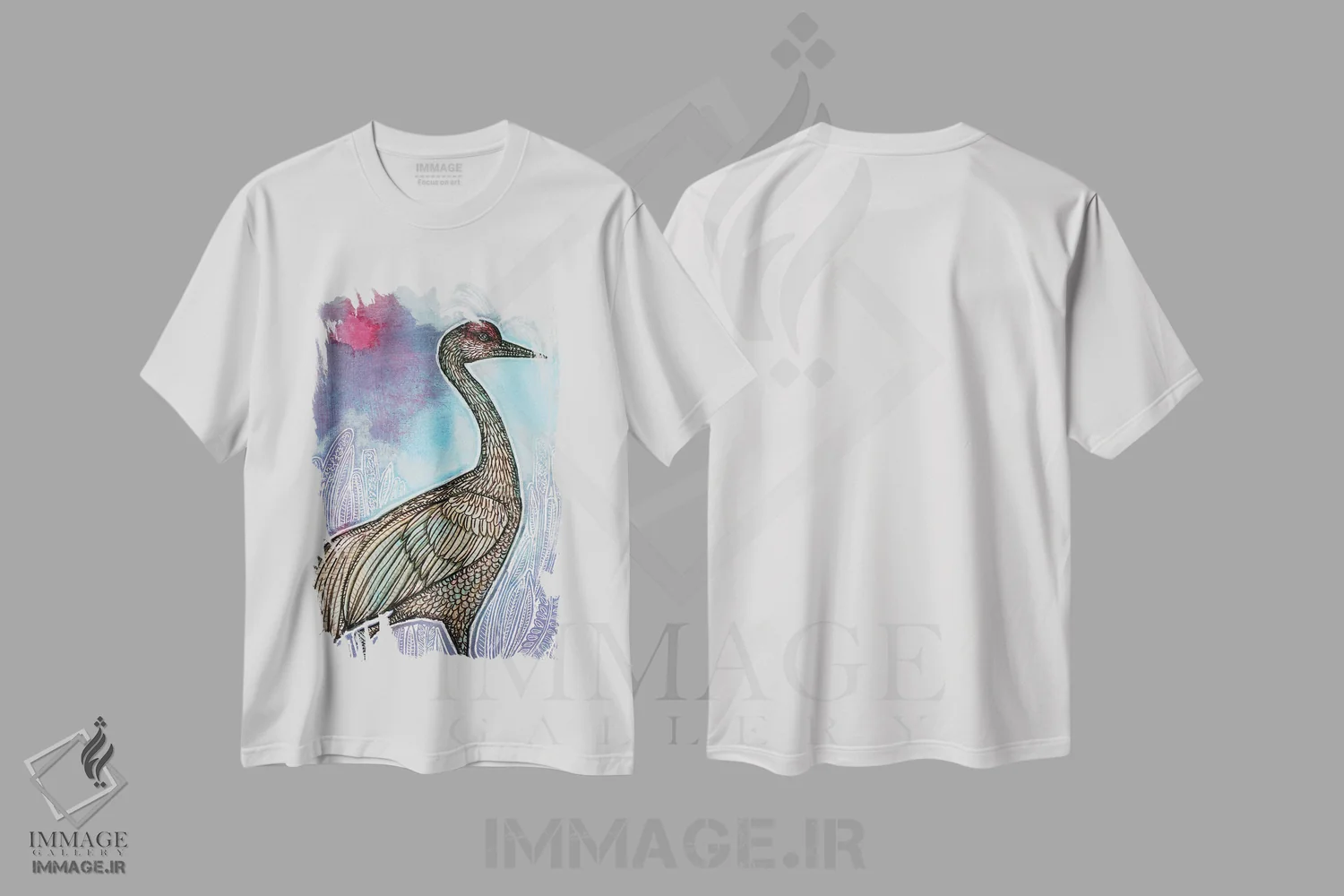 تیشرت سفید طرح دار – تیشرت هنری پرنده ,درنای در حال قدم زدن اثر لینت شلی immage.ir