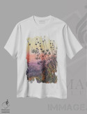تیشرت سفید طرح دار – تیشرت غروب ,غروب گرم توپانگا اثر لویزا میلیسنت immage.ir