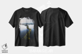 تیشرت مشکی طرح دار – تیشرت طبیعت گردی ,جزیره مار اثر لاری لوهی فروشگاه ایماژ