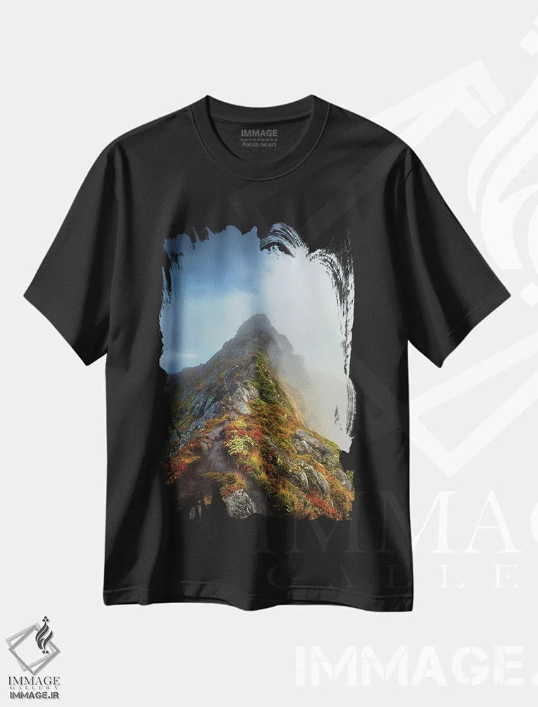 تیشرت مشکی طرح دار – تیشرت طبیعت ,کوه مه آلود اثر لاری لوهی immage.ir